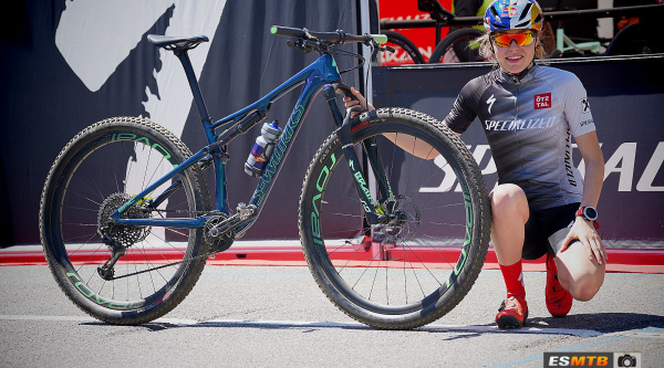 Specialized S-Works Epic de Laura Stigger