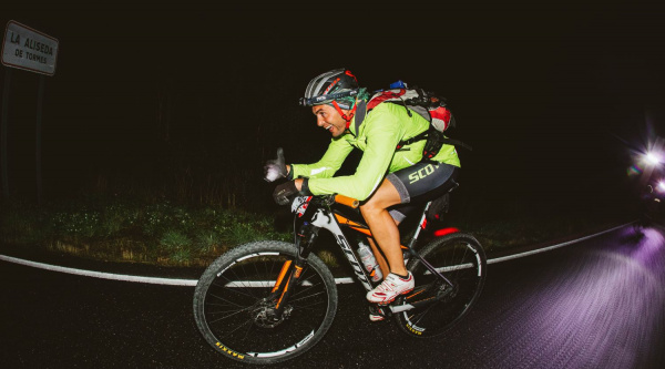 The Goods Non Stop Madrid-Tajo Internacional-Lisboa by MRW