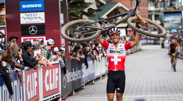 BMC triunfando en la Copa del Mundo sub-23