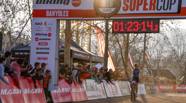 Evie Richards en meta