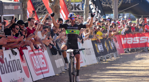 Avancini ganando en Banyoles