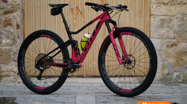 Scott Contessa Spark RC de Natalia Fischer