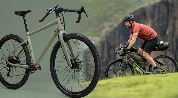 Riverside Touring 920