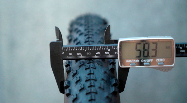 Neumáticos de MTB de 2,4″