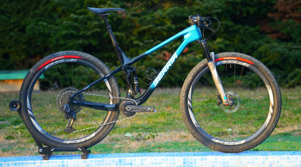 Berria Mako BR del equipo Berria Vittoria