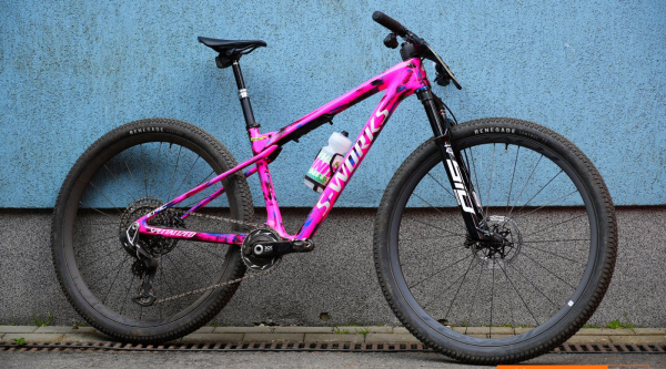 S-Works Epic World Cup del Trinity Racing
