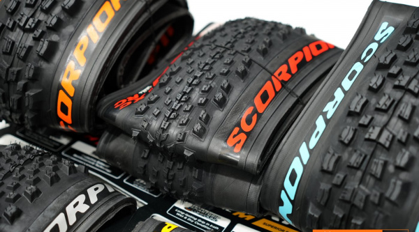 Neumáticos Pirelli con nuevos colores