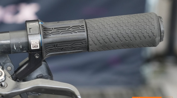 ¿Nuevo mando de bloqueo remoto RockShox de 3 posiciones?