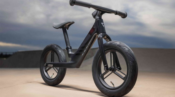 Giant Pre rCarbon