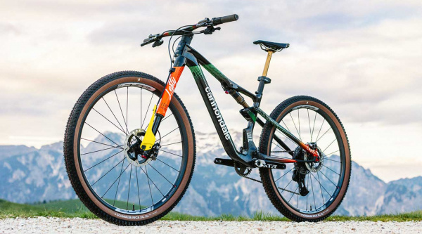 can2aCannondale Scalpel LAB71 CFR Team Edition