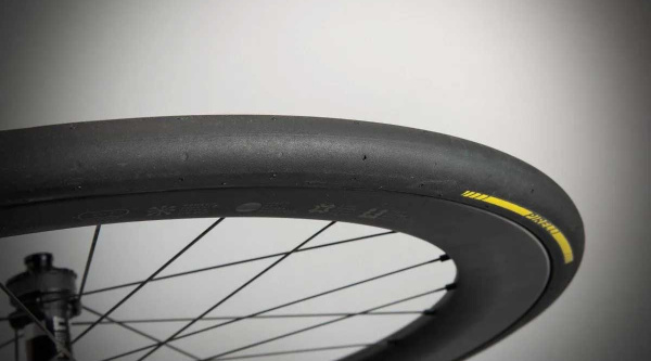 Pirelli P Zero Race TLR SL-R