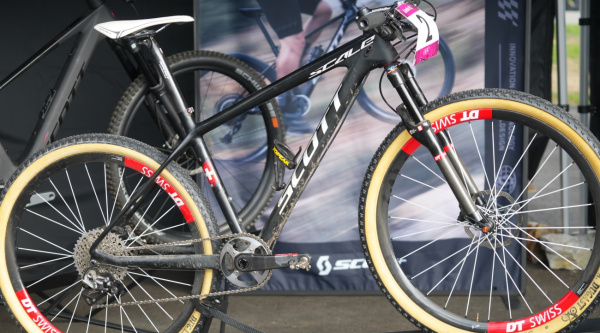 SCOTT Scale 2012 de Nino Schurter