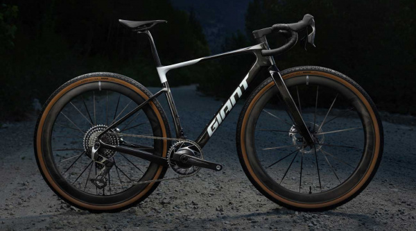 Giant Revolt Advanced SL