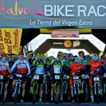 Salida de una etapa desde Jaén