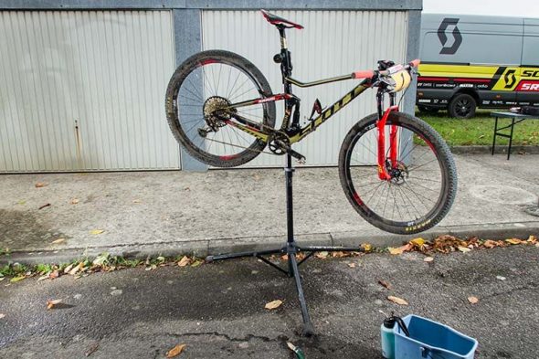 Limpiar bicicleta