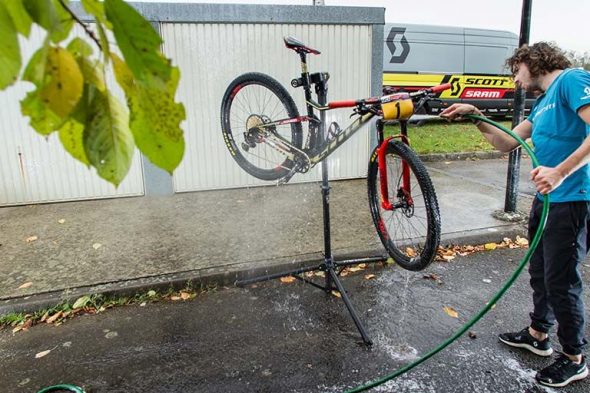 Limpiar bicicleta