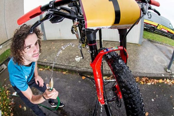 Limpiar bicicleta