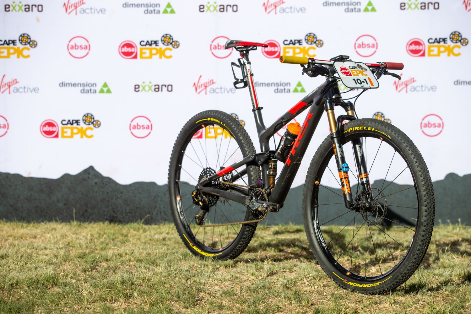 Pirelli Trek