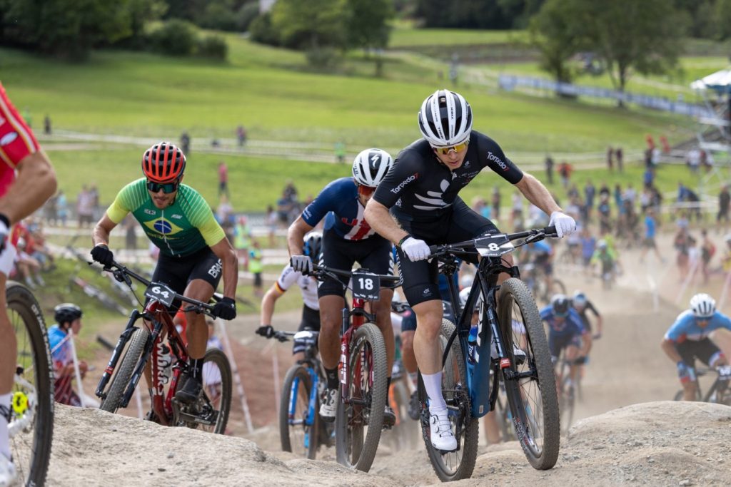 Cooper camino de la victoria