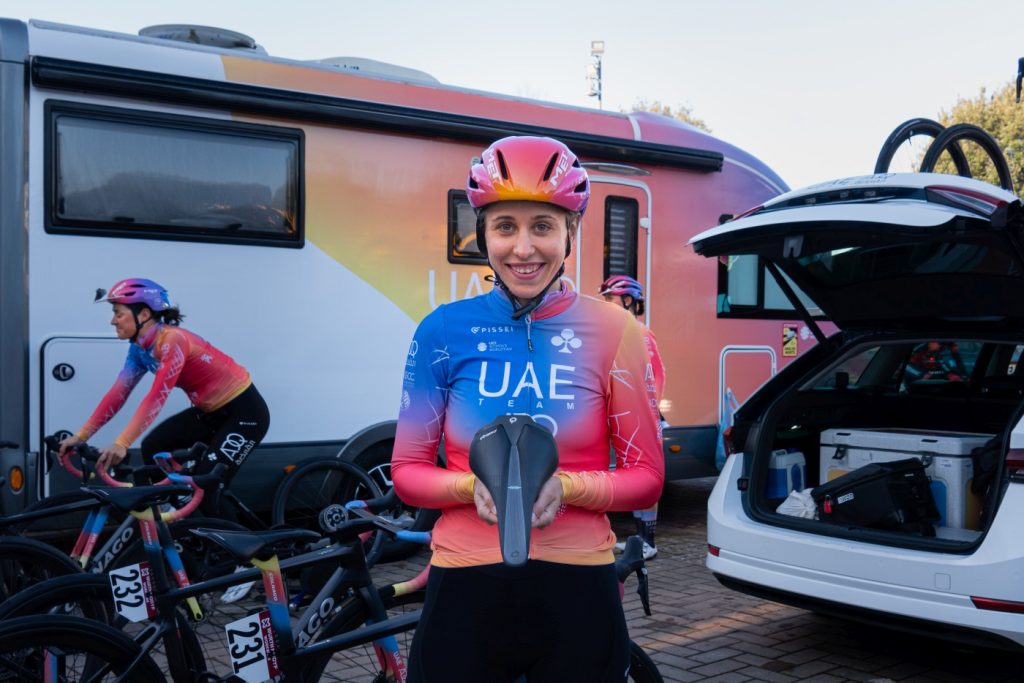 Prologo Scratch EVA, el nuevo sillín específico para mujeres probado en