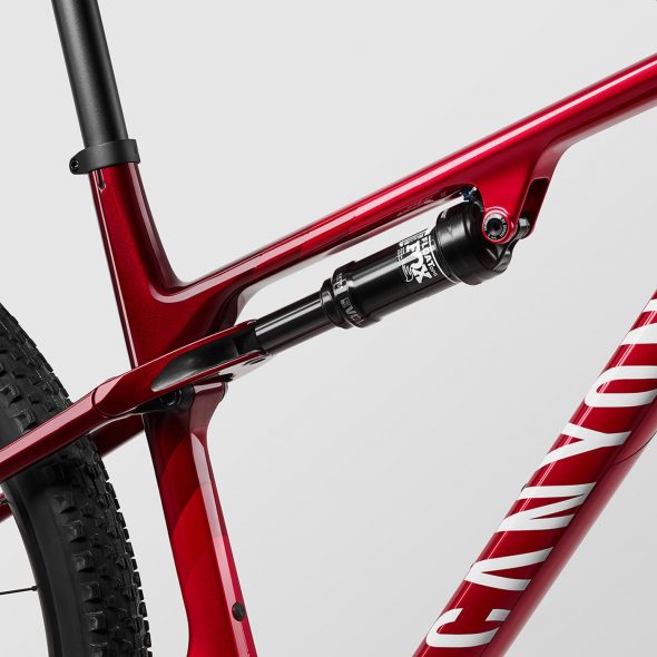 Canyon Lux World Cup CF 6