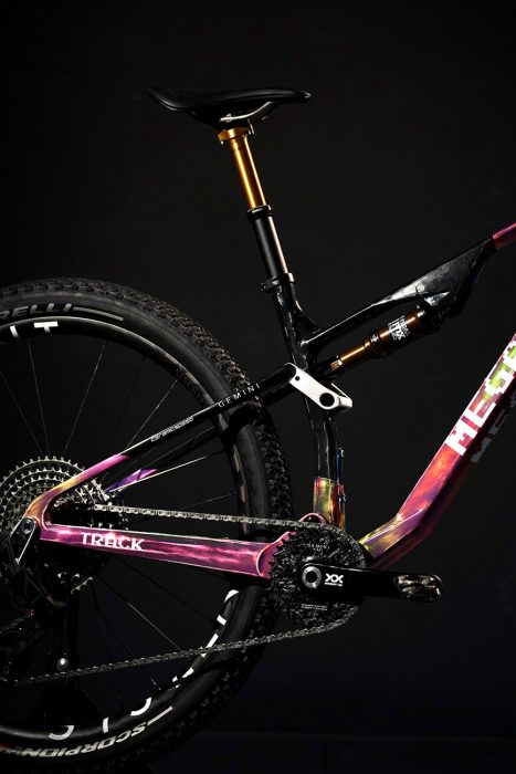 Megamo Track personalizada