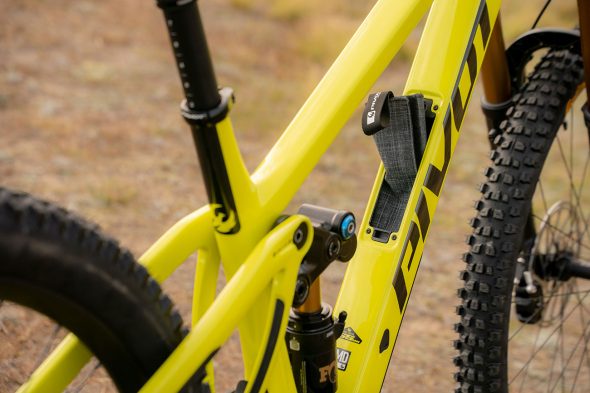 Pivot Firebird 2025
