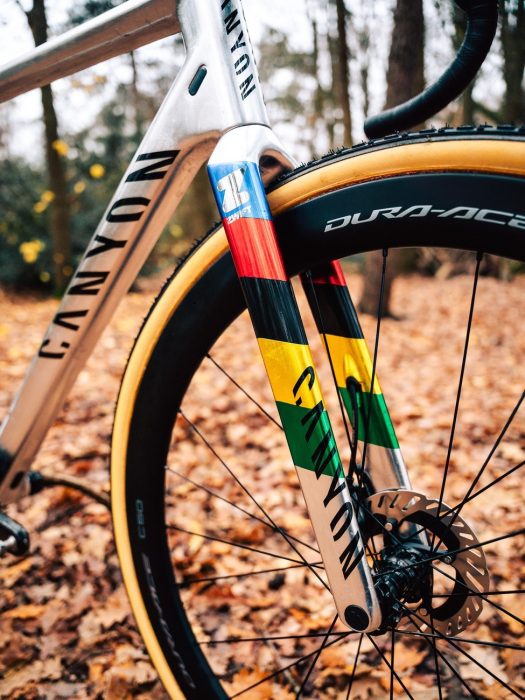 Canyon Inflite de Mathieu van der Poel