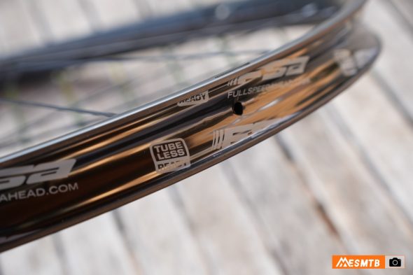 FSA Gradient i30 Carbon