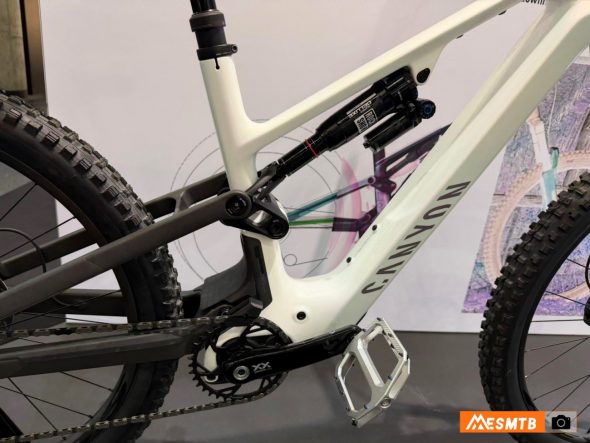 Canyon con Avinox